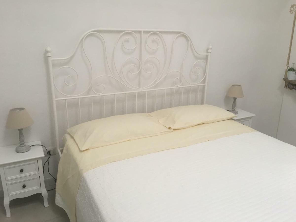 Bed&Breakfast Piazza Matteotti Bed and Breakfast Stornara Esterno foto